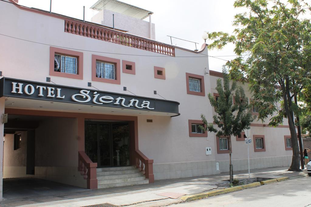 Hotel Sienna ميندوزا المظهر الخارجي الصورة