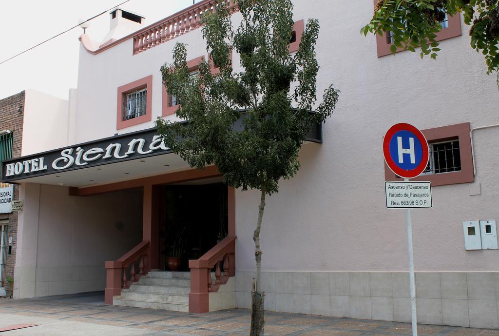 Hotel Sienna ميندوزا المظهر الخارجي الصورة